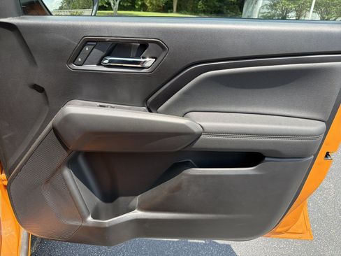 Used 2026 Chevrolet Colorado LT w/ LT Convenience Package AWD/4WD image 14