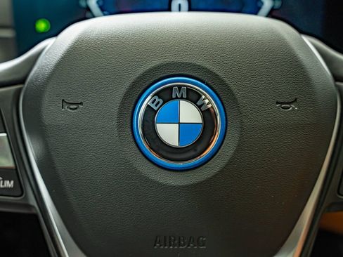 Used 2023 BMW i4 eDrive35 w/ Premium Package RWD image 22