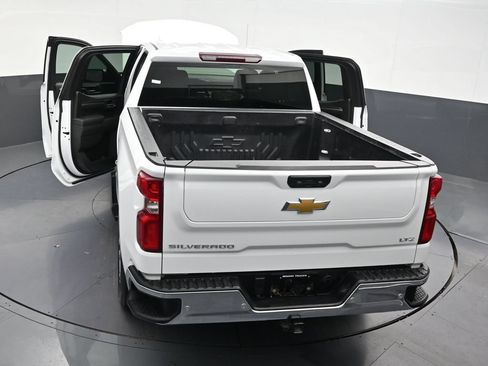 Used 2025 Chevrolet Silverado 1500 LTZ RWD image 36