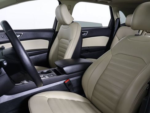 Used 2024 Ford Edge SEL w/ Convenience Package AWD/4WD image 29