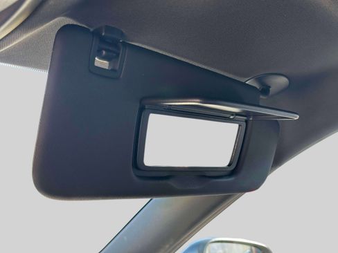 Used 2024 Chevrolet Trax RS image 29