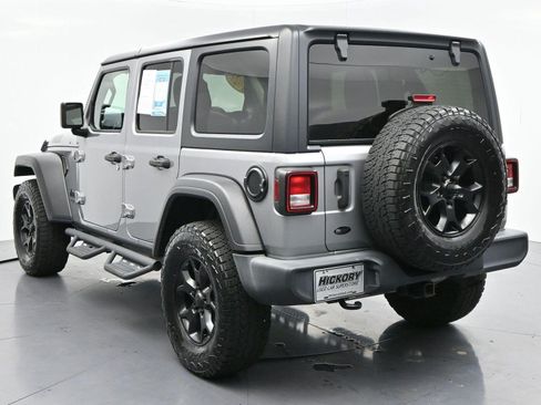 Used 2021 Jeep Wrangler Unlimited Sport AWD/4WD image 5
