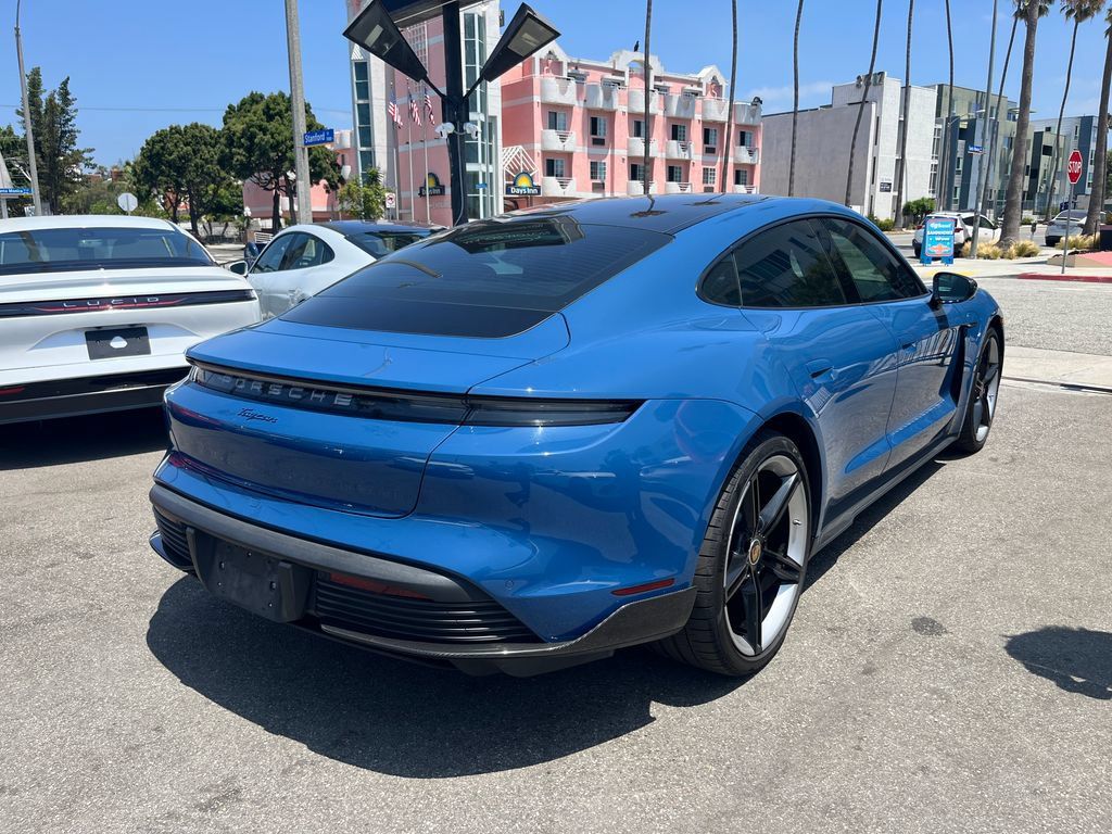 Used 2023 Porsche Taycan RWD image 5