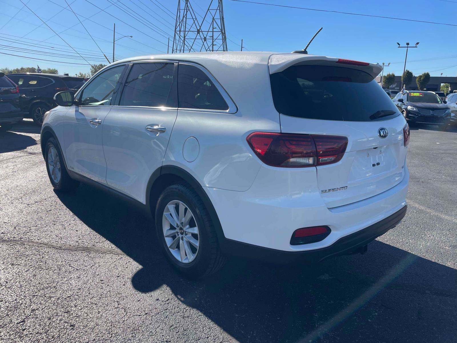 Used 2019 Kia Sorento AWD V6 image 5