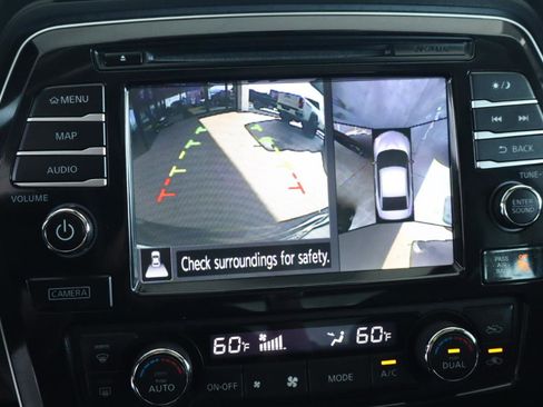 Used 2018 Nissan Maxima Platinum FWD image 27