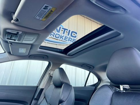 Used 2015 Acura TLX w/ Technology Package image 28