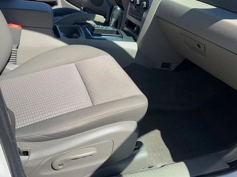 Used 2008 Jeep Grand Cherokee Laredo w/ Driver Convenience Group image 25