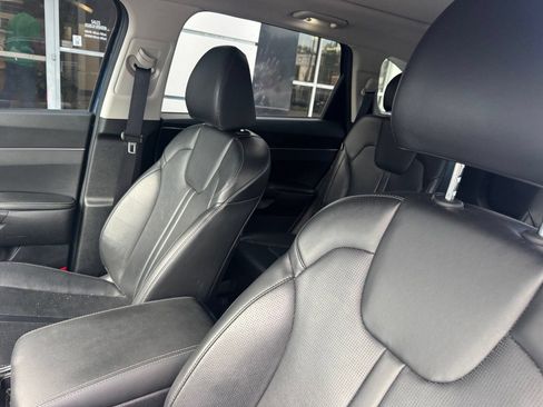 Used 2024 Kia Sorento EX w/ Panoramic Sunroof Package FWD image 29