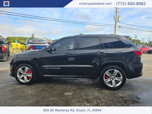 Used 2016 Jeep Grand Cherokee SRT image 8