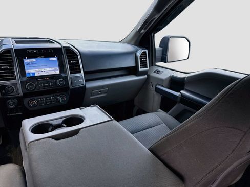 Used 2019 Ford F150 XLT w/ Equipment Group 302A Luxury AWD/4WD image 25
