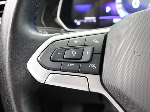 Used 2024 Volkswagen Jetta SE FWD image 25