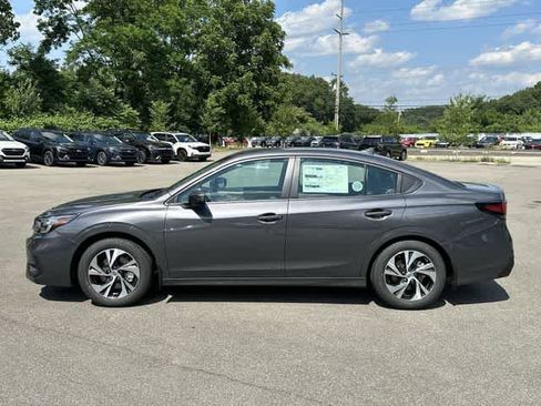 Used 2025 Subaru Legacy Premium w/ Popular Package #1A image 2