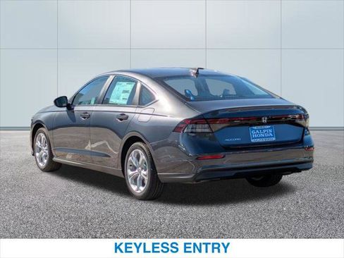 Used 2025 Honda Accord LX image 9