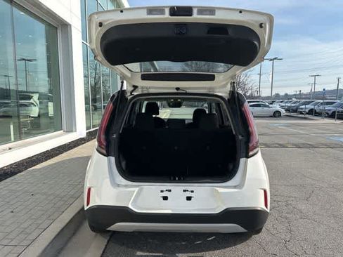 Certified 2024 Kia Soul LX w/ Option Group 015 image 16