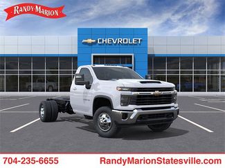 New 2026 Chevrolet Silverado 3500 LT w/ Convenience Package video 1