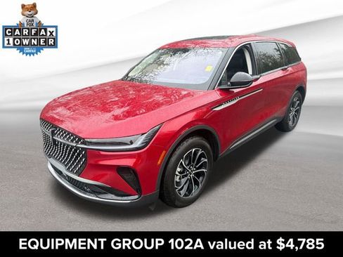 Used 2025 Lincoln Nautilus Premier w/ Equipment Group 102A AWD/4WD image 3