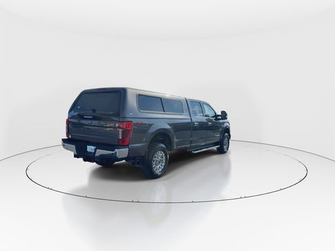 Used 2020 Ford F250 XLT w/ XLT Premium Package image 8