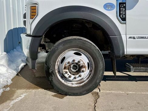 Certified 2019 Ford F550 4x4 Crew Cab Super Duty image 29