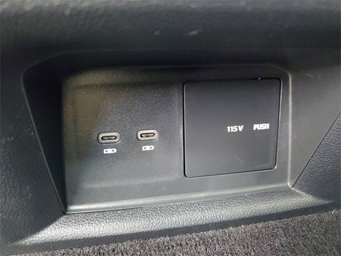 Certified 2021 Volkswagen Atlas SEL Premium image 14