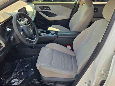 Used 2023 Nissan Rogue SV AWD/4WD image 21