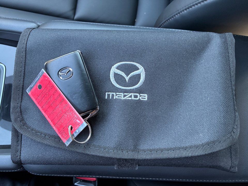 Used 2025 MAZDA MAZDA3 s Sport FWD image 33