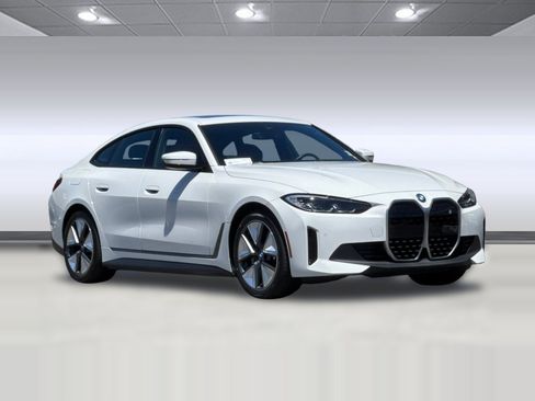 Certified 2023 BMW i4 eDrive35 w/ Premium Package RWD image 6