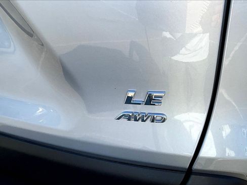 Used 2024 Toyota RAV4 LE image 8