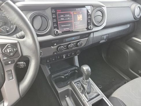 Used 2022 Toyota Tacoma TRD Sport w/ Technology Package RWD image 32