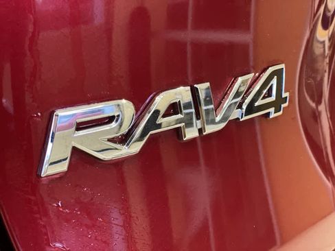 Used 2025 Toyota RAV4 XLE image 10