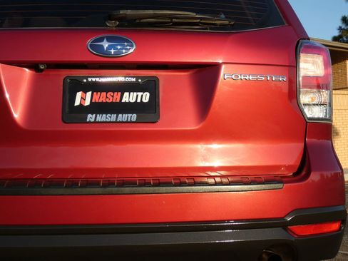 Used 2018 Subaru Forester 2.5i w/ Alloy Wheel Package image 9