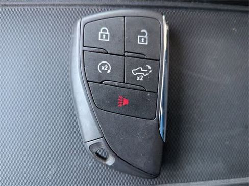 Used 2024 GMC Sierra 1500 Elevation image 37