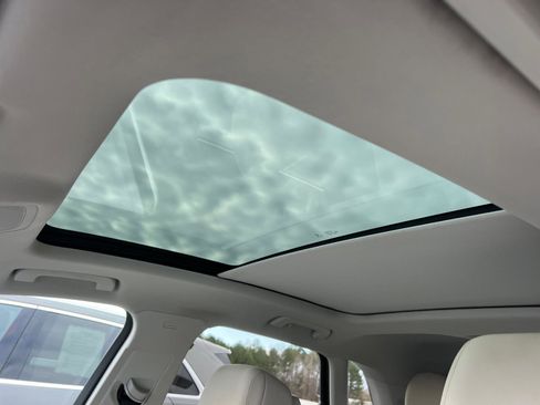 Used 2020 Audi Q3 2.0T Premium w/ Convenience Package image 33