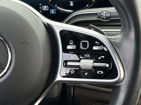 Used 2022 Mercedes-Benz GLE 350 w/ AMG Line Exterior image 17