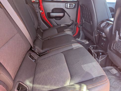 Used 2021 Jeep Gladiator Mojave image 14