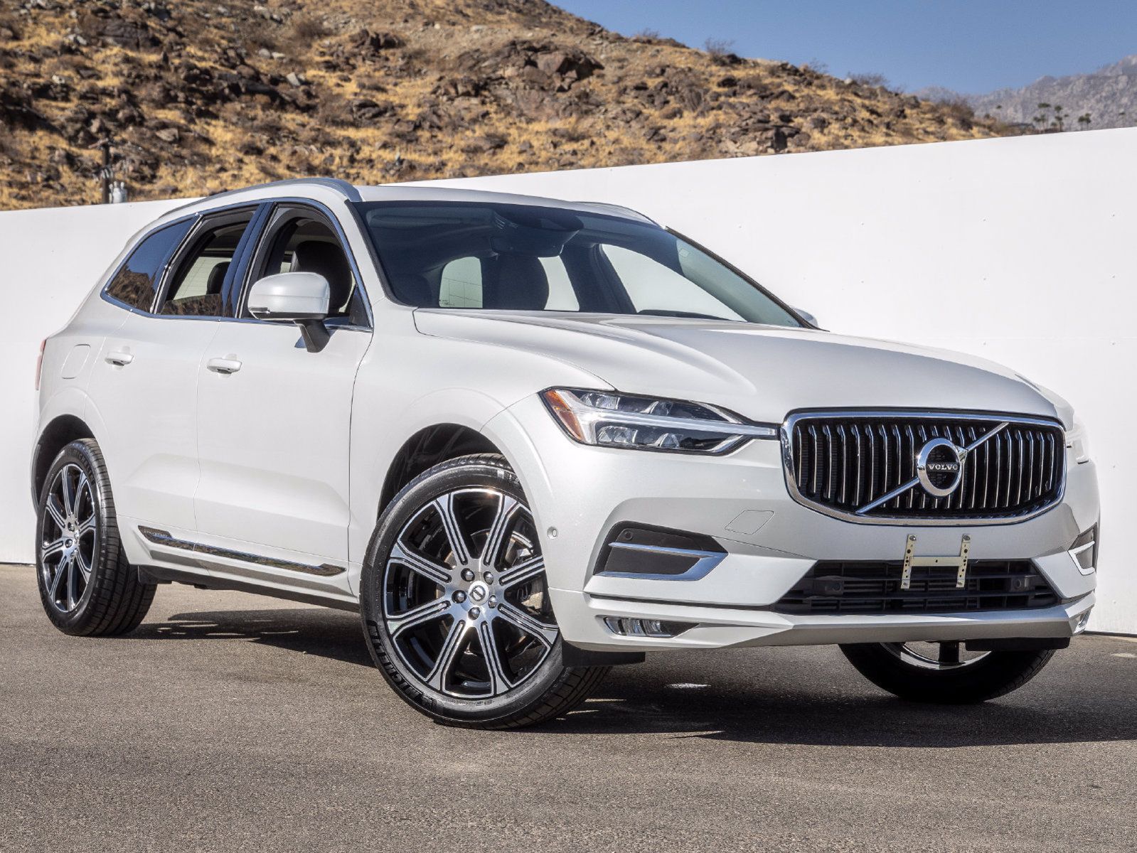 Used 2019 Volvo XC60 T5 Inscription AWD/4WD image 5