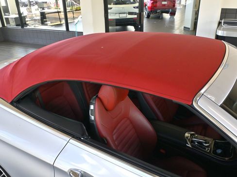 Used 2021 Mercedes-Benz C 300 4MATIC Cabriolet image 2