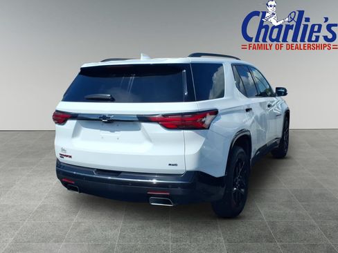 Used 2024 Chevrolet Traverse Premier w/ Redline Edition AWD/4WD image 4