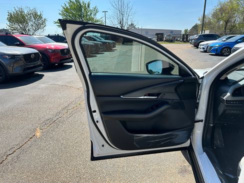 New 2026 MAZDA CX-30 Aire Edition image 6