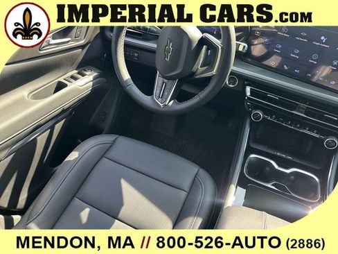 New 2026 Chevrolet Traverse LT w/ Midnight/Sport Edition AWD/4WD image 18
