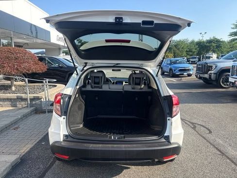 Used 2018 Honda HR-V EX image 25