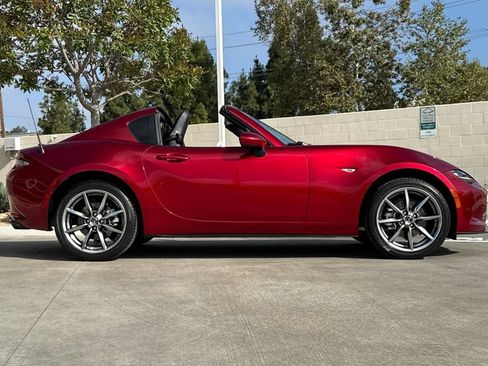 Used 2023 MAZDA MX-5 Miata Grand Touring RWD image 5