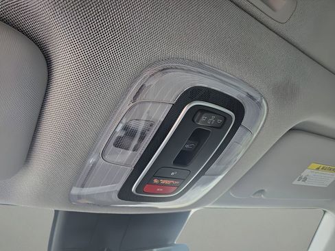 New 2026 Hyundai Elantra Limited image 21