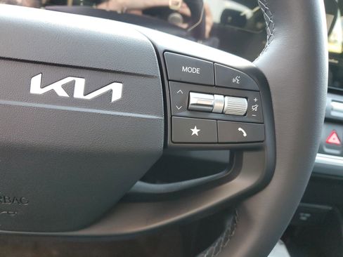 New 2025 Kia K4 EX FWD image 8