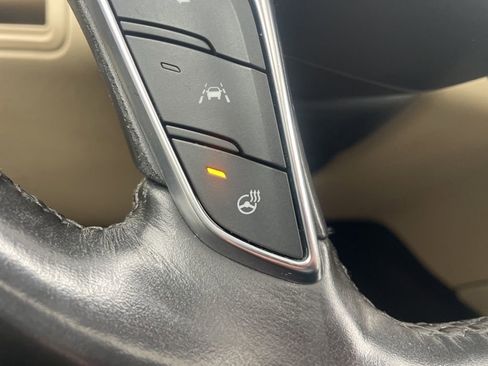 Used 2019 Cadillac XT5 Luxury AWD/4WD image 32