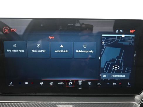 Used 2024 Ford Mustang GT Premium image 17