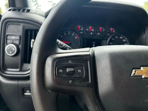 Used 2020 Chevrolet Silverado 1500 Custom w/ Trailering Package image 15