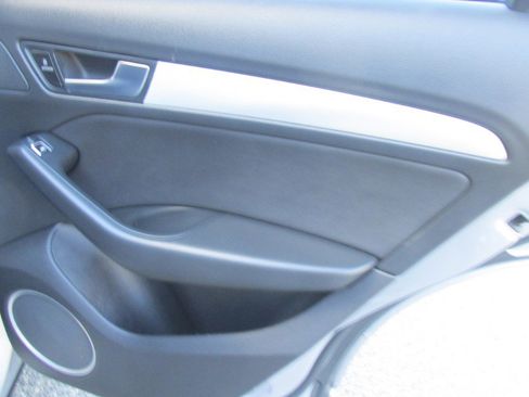 Used 2017 Audi Q5 2.0T Premium Plus w/ Technology Package image 65