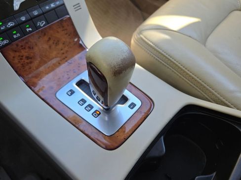 Used 2008 Volvo XC70 3.2 image 26