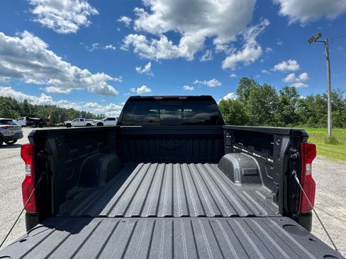 New 2026 Chevrolet Silverado 1500 LT Trail Boss w/ Convenience Package II AWD/4WD image 9