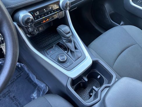 Used 2025 Toyota RAV4 LE image 41